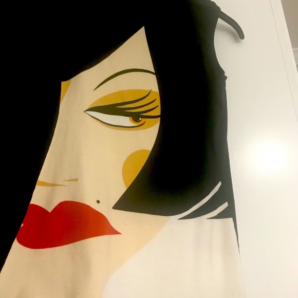 Meet your Poshers, Ginger & Pamela - Picture 1 of 9